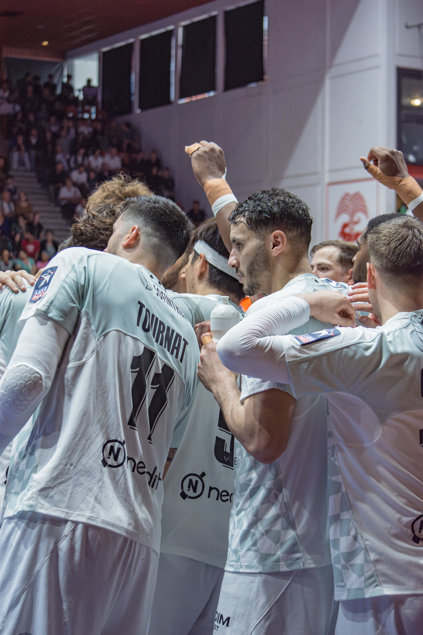 248700d6d39f4f409ea558bd02192591