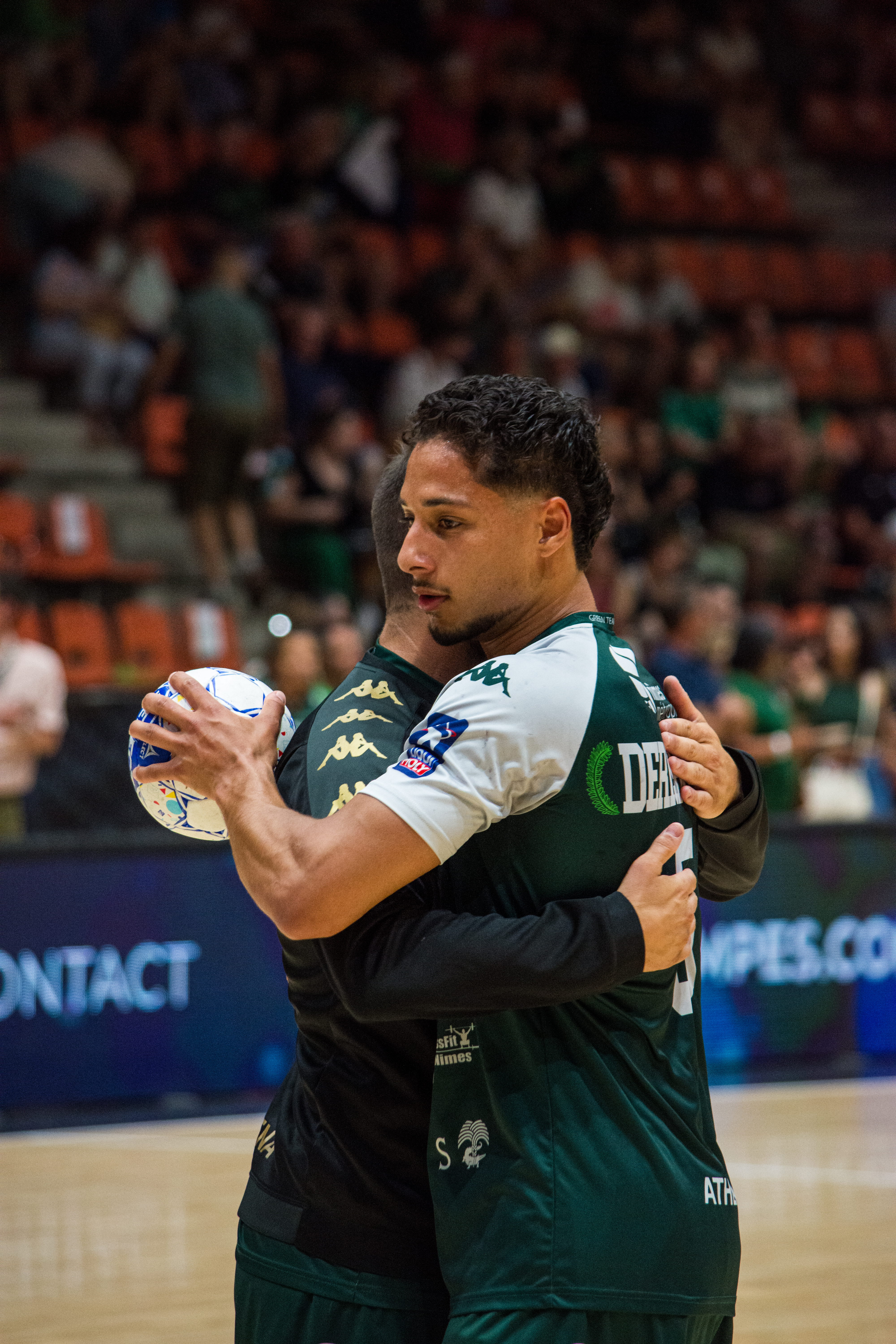 2b22857b7564a700983fa3b14afaa172