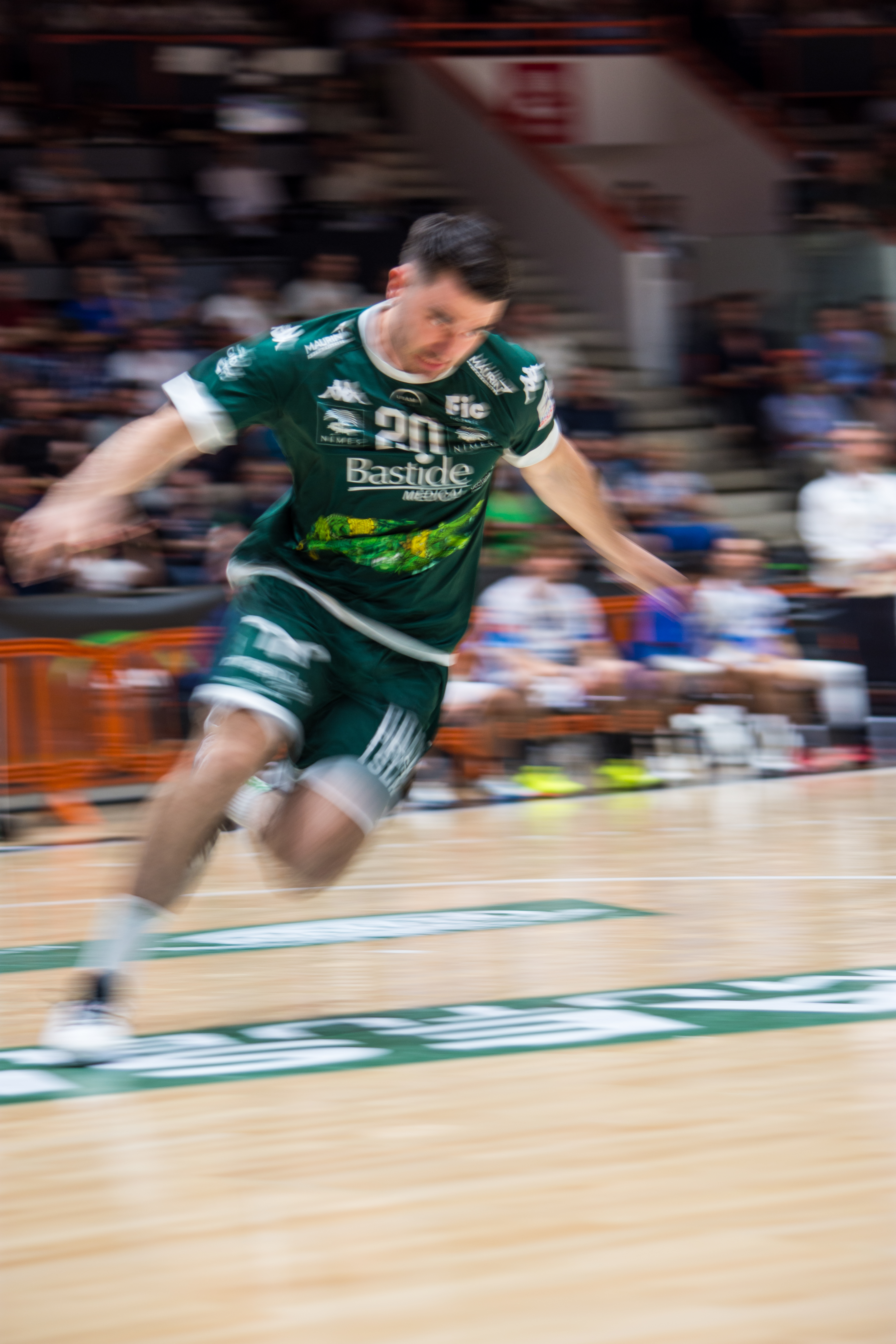 92cca54600c13eb6f352d8d3db34ffcd