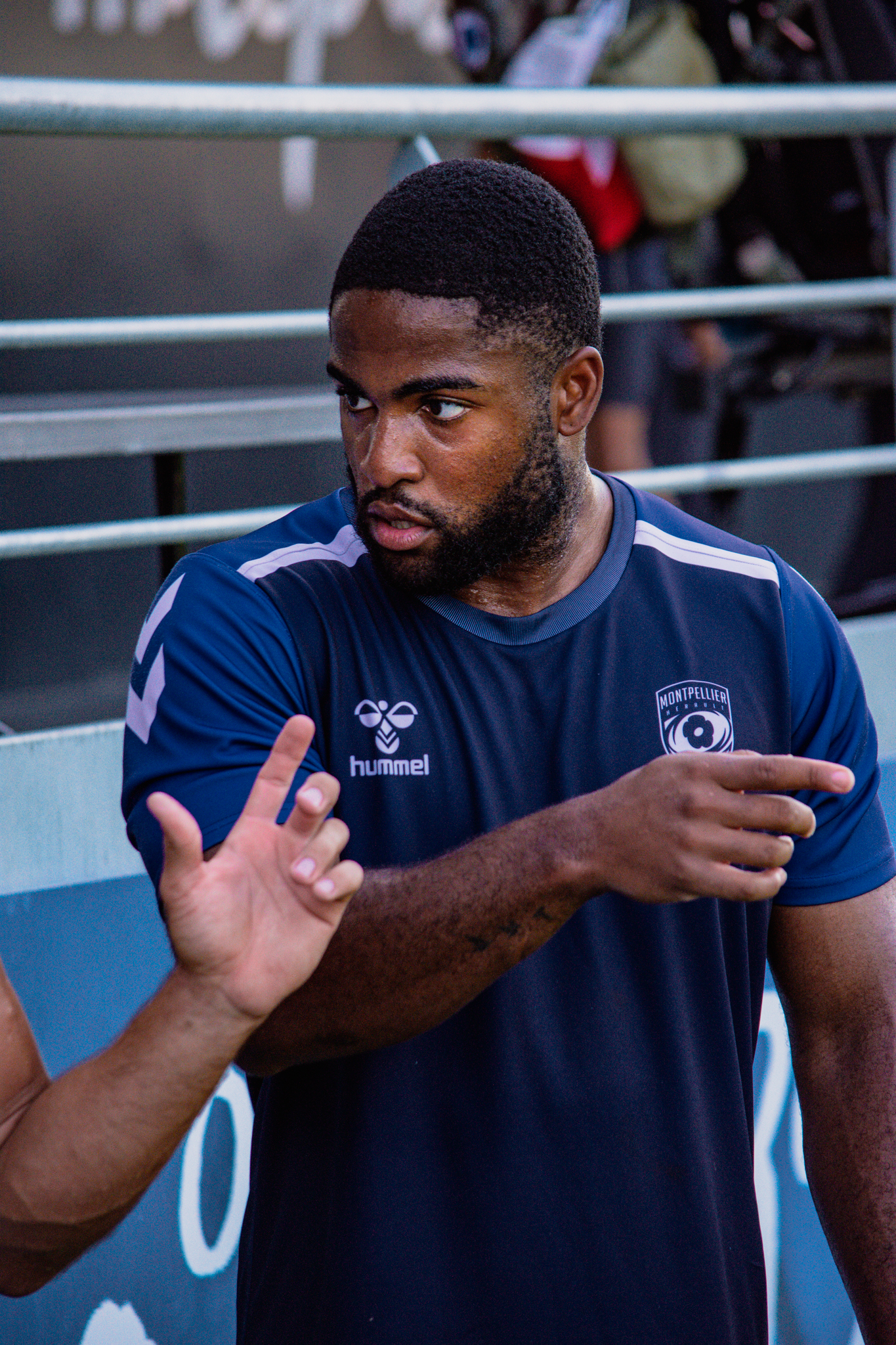 98a0e3842446bb9b3923fa33e6fbd3a1