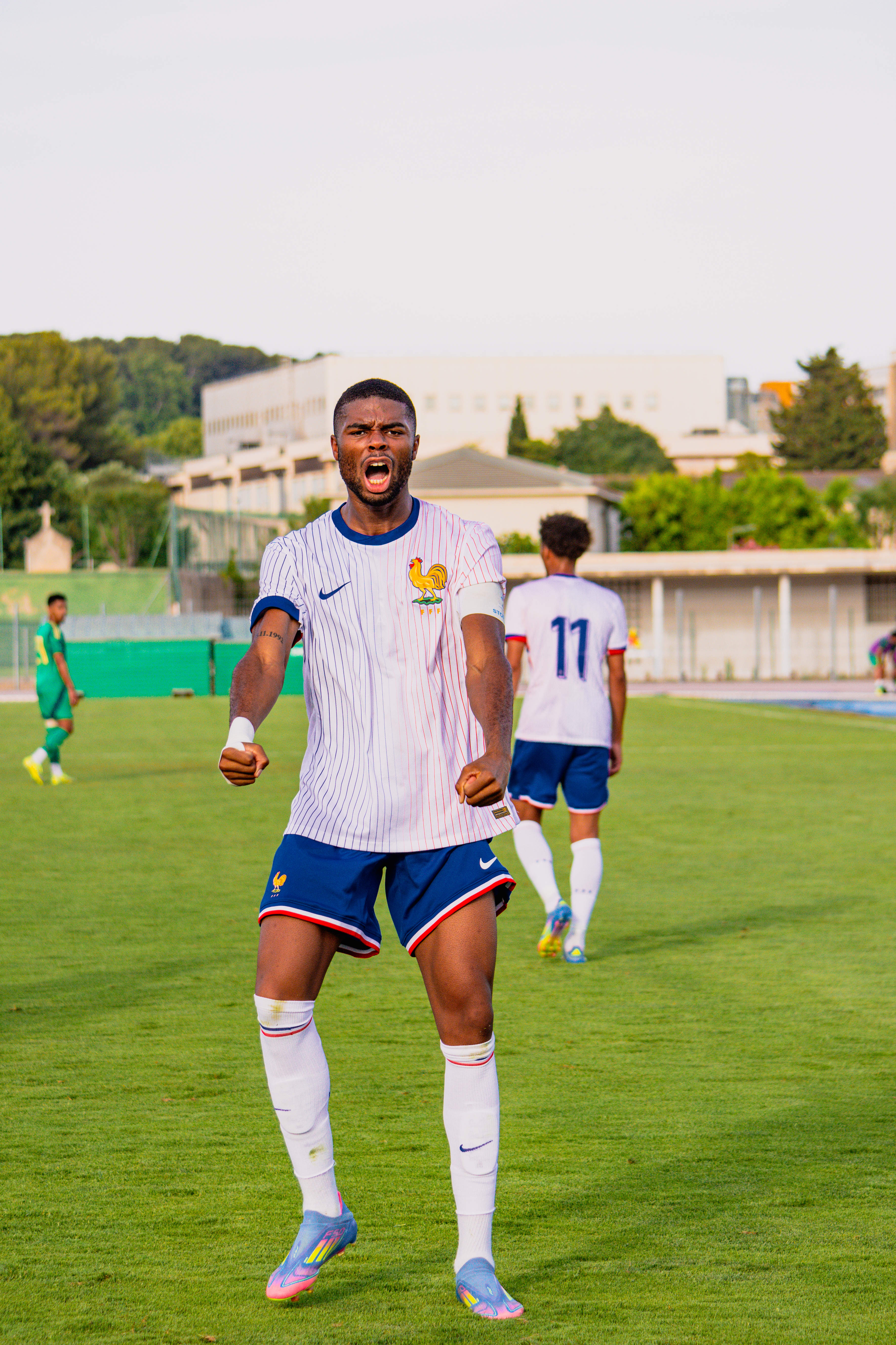 c2721451b42d491d172a5ec344cc37b1