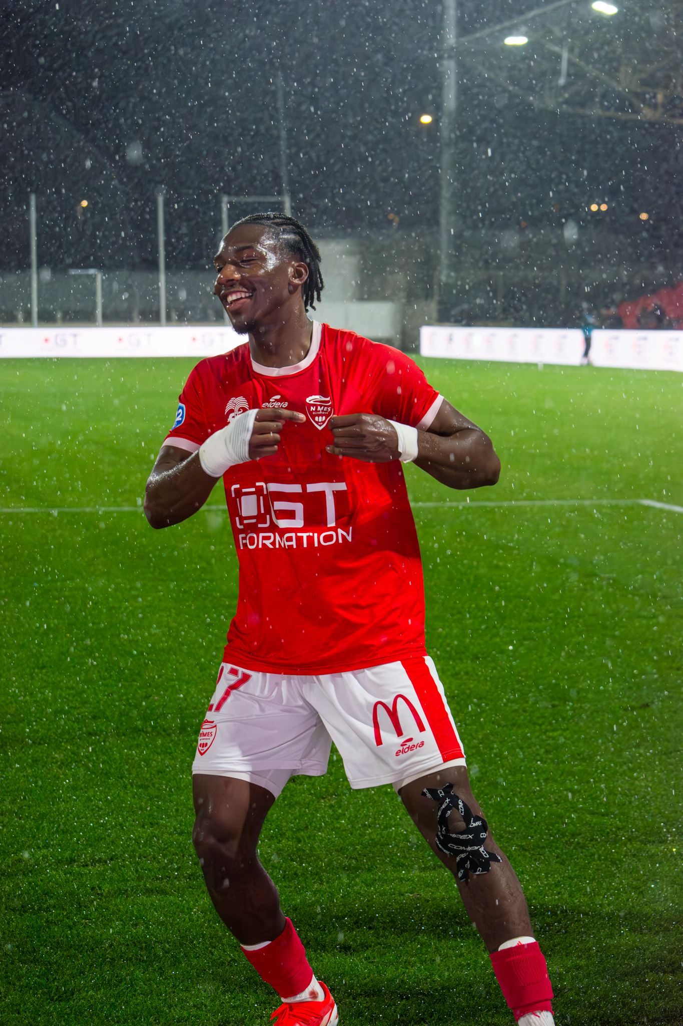 e24f3d7faa1e55b5b4785961d5dcf0ba